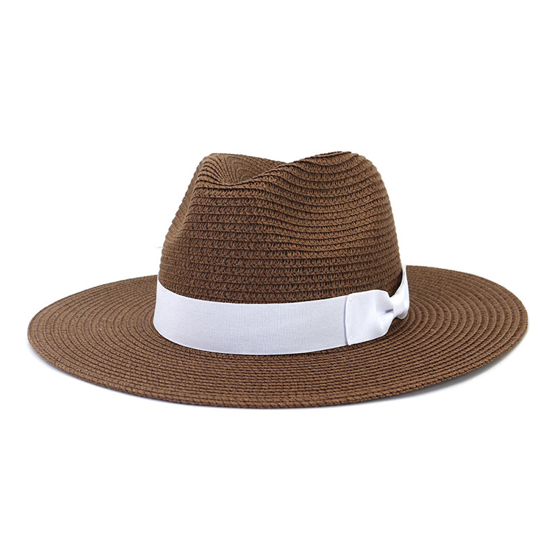 ริบบิ้นโลโก้ที่กำหนดเองบน Fedora Straw Hat